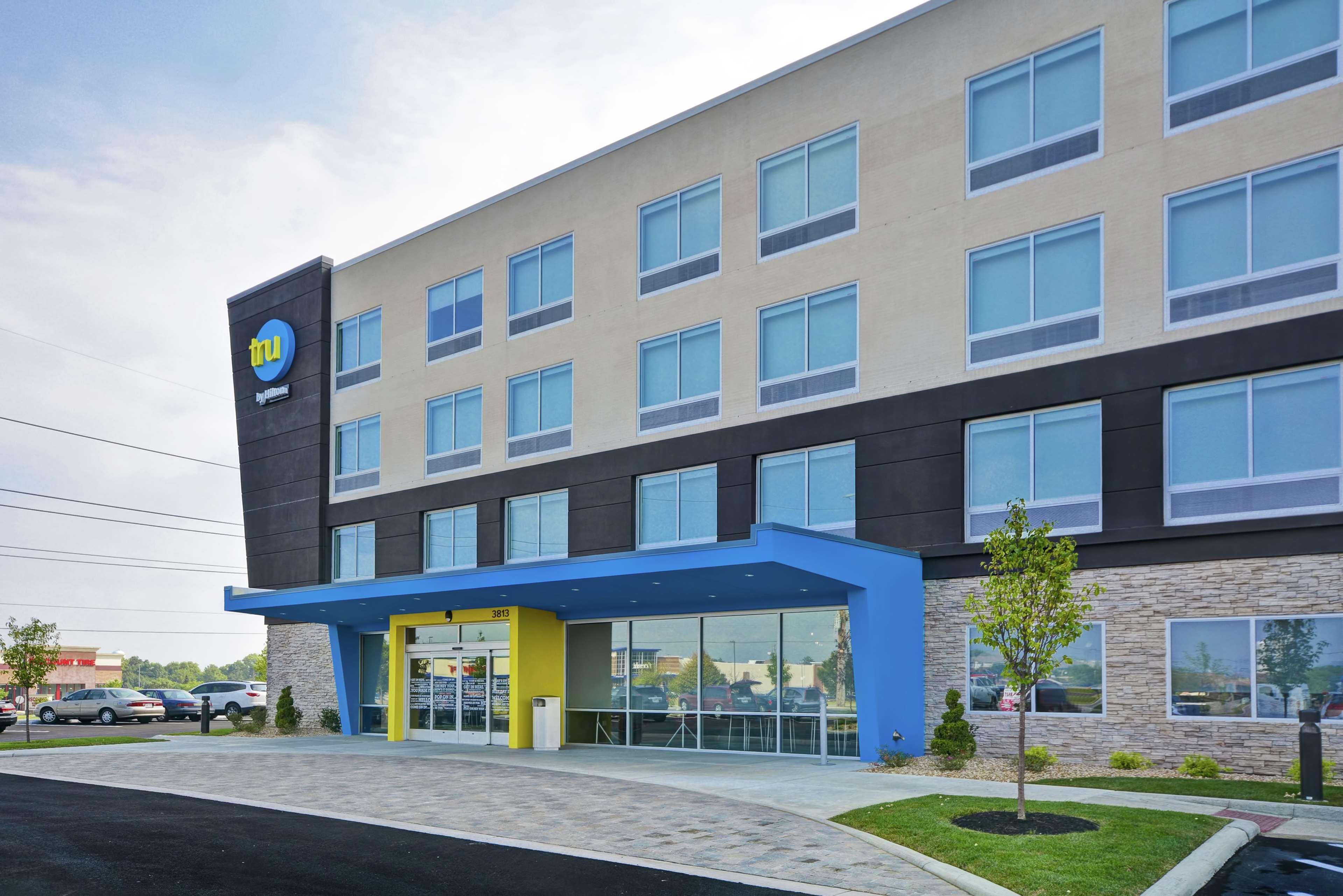 Tru By Hilton Beavercreek Dayton Hotel Fairborn Exterior photo