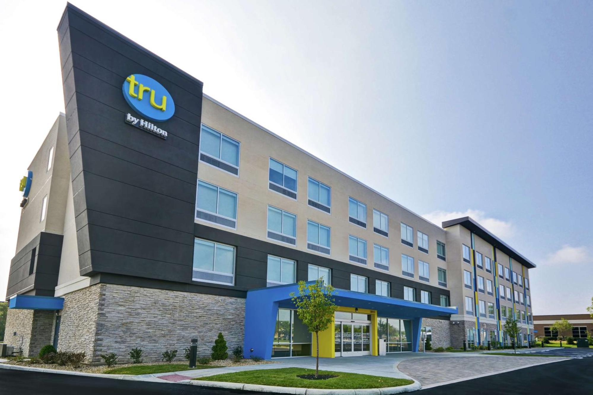 Tru By Hilton Beavercreek Dayton Hotel Fairborn Exterior photo